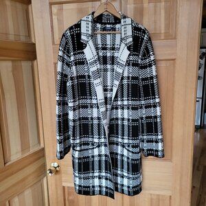 Chaps black and white plaid checker open sweater coat, Women's size Large
